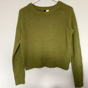 H&M green sweater